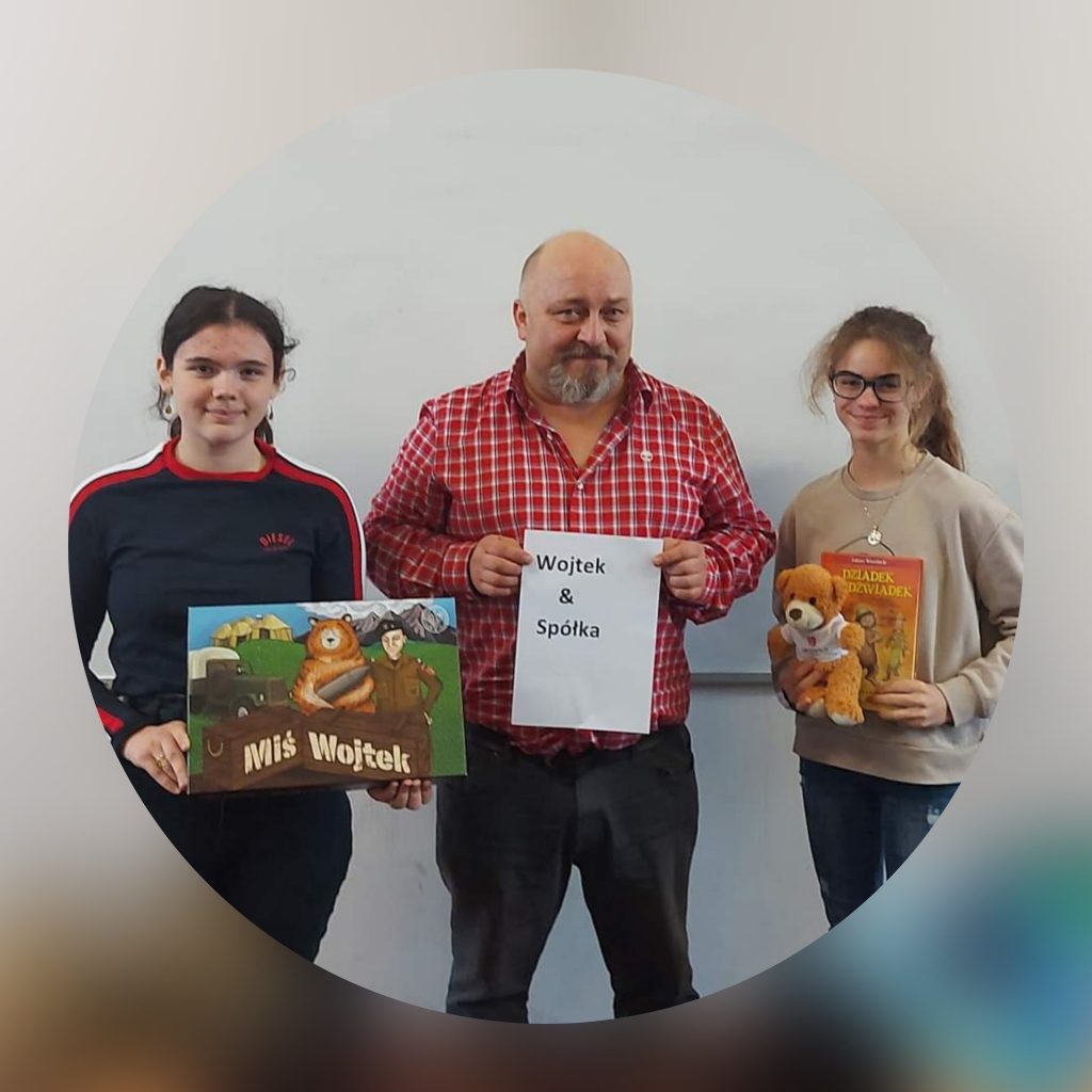 Rozgrywka online w Polonijnej Lidze Gier IPN „Miś Wojtek”